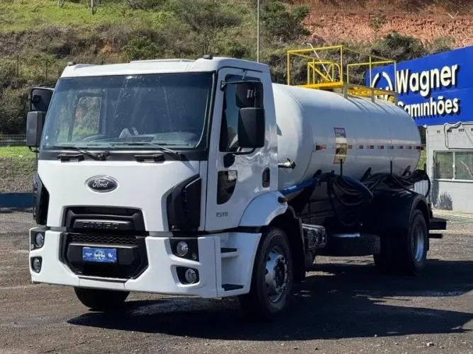 FORD CARGO 1519 2016 - CAMINHAO TOCO PIPA 10 MIL LITROS TANQUE