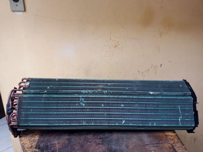 Cerpentina ar condicionados.