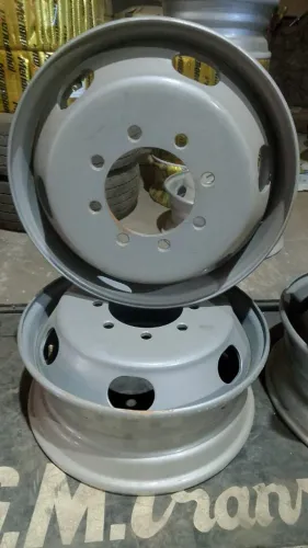 RODA DE FORD F 4.000 de 8 furos