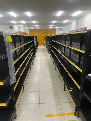 Prateleira de supermercado