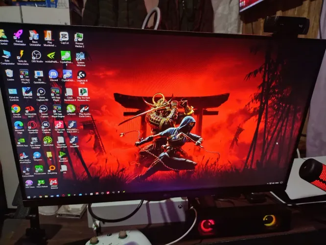 VENDO MONITOR LG 27 POLEGADAS 100HZ MENOS DE 1 ANO DE USO 