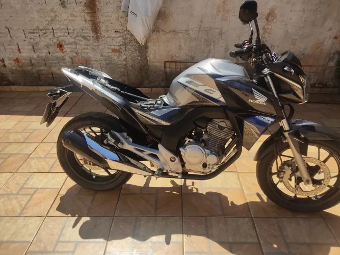 Cb Twister 250 2020 cinza