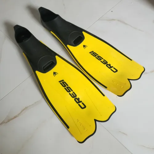 Nadadeira Profissional de Mergulho CRESSI