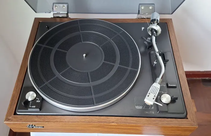 Toca Disco Sansui SR-212 raro antigo vintage (Pioneer, Kenwood, Technics, Marantz, Akai)