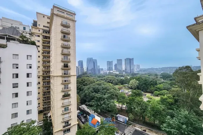 Apartamento à venda 4 Quartos 2 Suites 2 Vagas 162M² Itaim Bibi São Paulo - SP