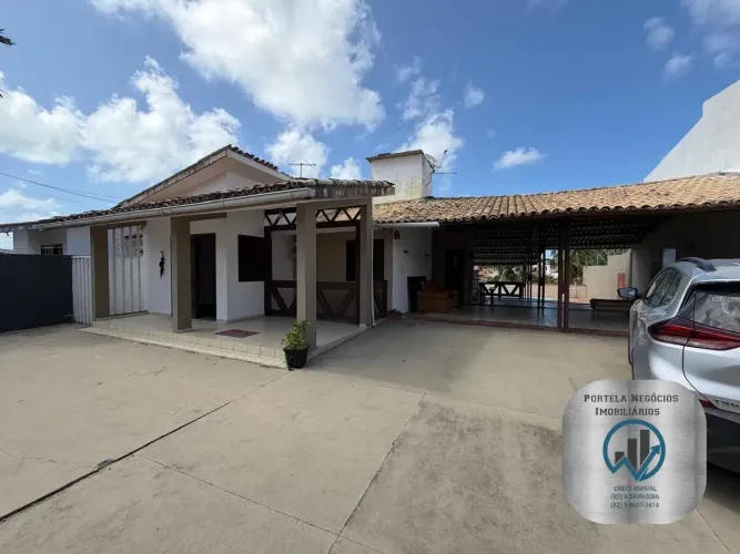 Casa no Feitosa, 3/4, suíte, 4 vagas, espaço gourmet, piscina, 720 m² de terreno