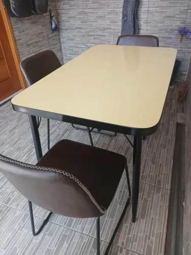 Vendo mesa de cozinha 