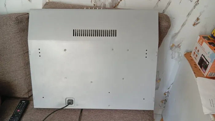 Vendo churrasqueira elétrica e exaustor de cozinha 