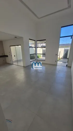 CASA NOVA, 100% LEGALIZADA, COM 3 QUARTOS, SUÍTE E ÁREA GOURMET
