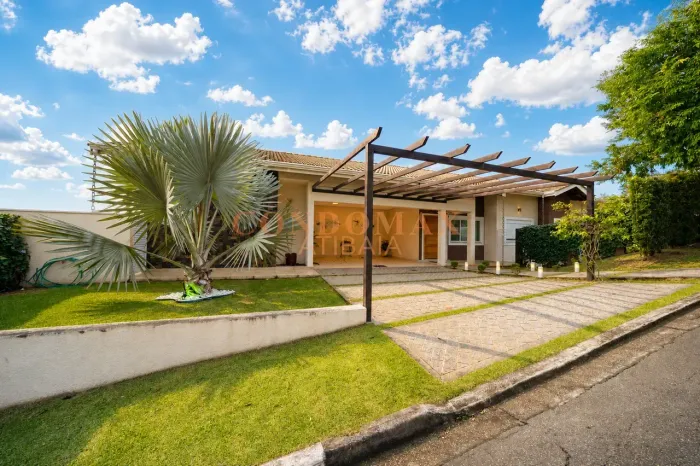 Casa Térrea Mobiliada no Condominio Serra da Estrela