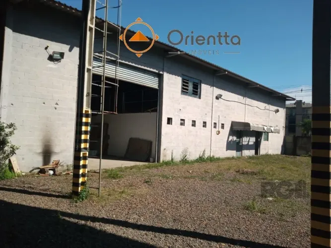 Imobiliária ORIENTTA ALUGA Pavilhão na Avenida Imperatriz Leopoldina - Bairro Pi