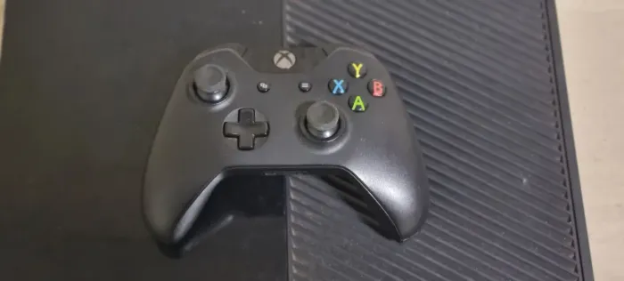 Xbox One em otimas condições 