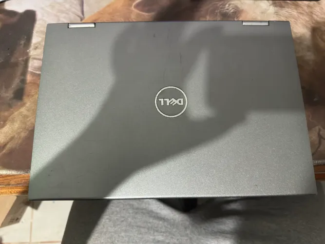 Notebook Dell inspiron P69G