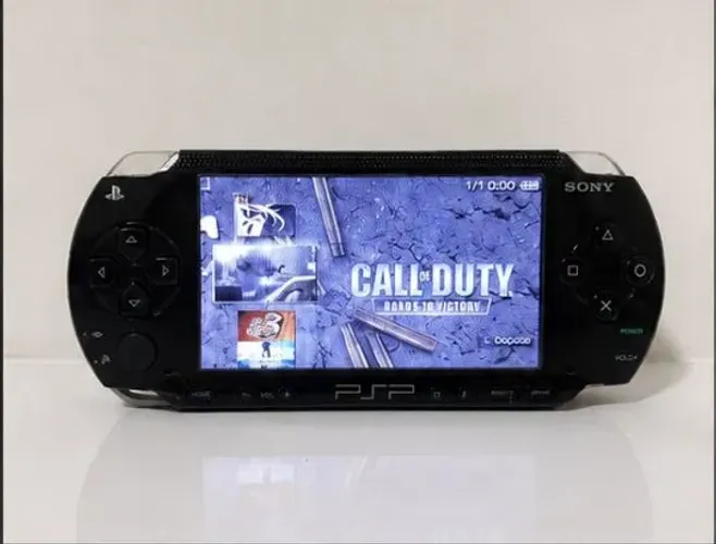 PSP 1001 FAT modelo raro nesse estado de conservação