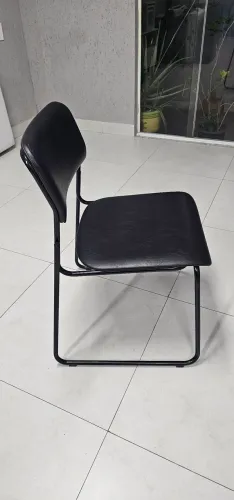 Cadeira preta