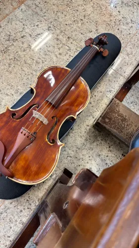 Viola Artesanal Profissional 18 anos 