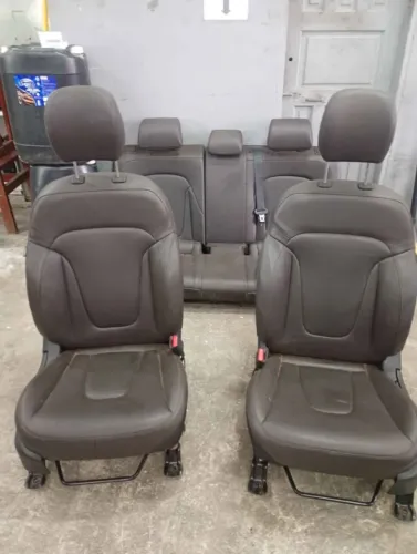 Jogo de bancos couro Hyundai Creta 2023 sem airbag