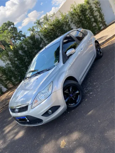 Ford Focus 1.6 S/se/se Plus Flex 8v/16v 5P 2012