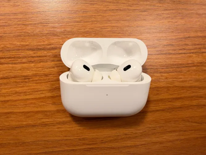 * APENAS VENDA* Apple AirPods Pro 2ª geração (USB-C) - Originais | Kit completo