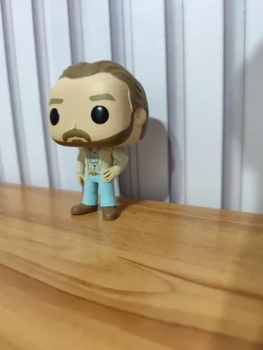 Funko Pop! Jim Hopper (Date Night) #801 da série Stranger Things.