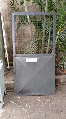 Vendo Portão Social De Aço Chapa Grossa 