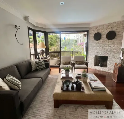 Vendo Apartamento Itaim Bibi com 178 mts, reformado, 4 dormitórios 2 vagas
