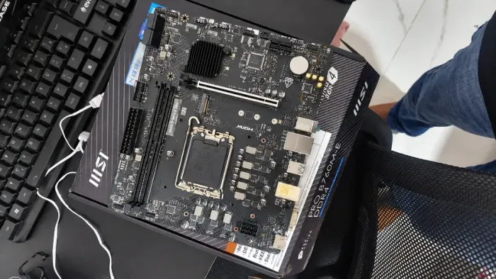 Placa-mãe Msi Pro B760m-e Ddr4 Lga 1700 2x Ddr4 1x M.2