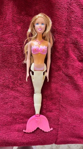 Boneca Barbie mermadia