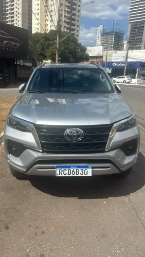 Toyota Hilux SW4 SRX 4X4 2.8 TDI 16V Dies. Aut. 2021