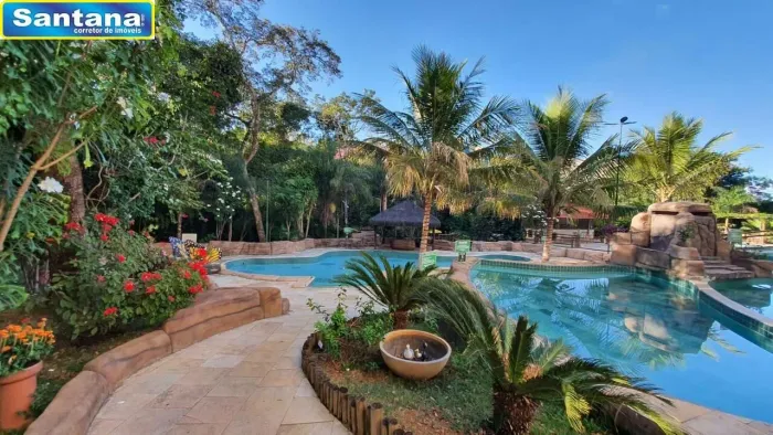 Apartamento com 2 dormitórios à venda, 69 m² por R$ 195.000,00 - Jardim Jeriquara - Caldas
