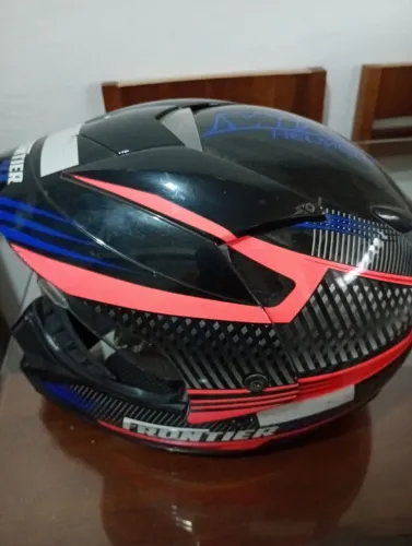 Capacete