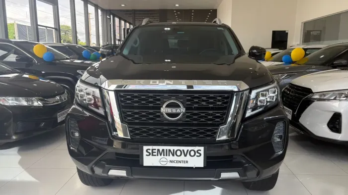 Nissan Frontier XE CD 4X4 2.3 Bi-TB Diesel Aut. 2025