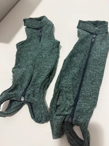 Roupas pós cirurgico gatos (castração) Tamanho 2 - gatos entre 6 e 8 meses
