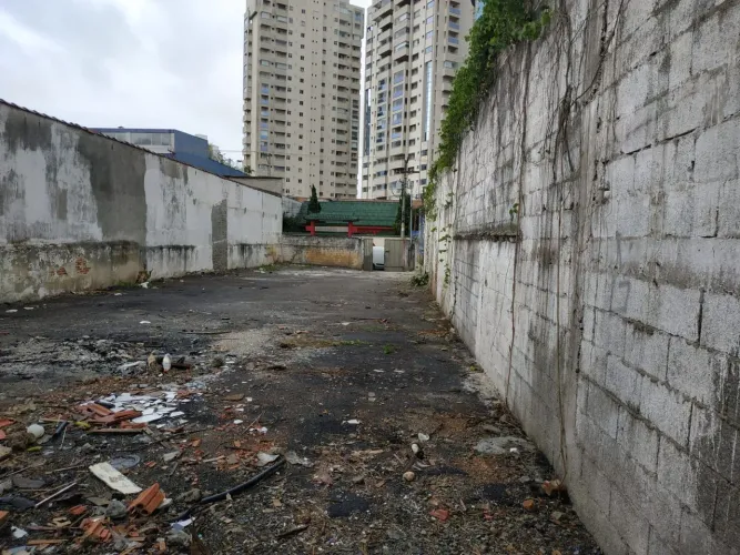 Lote em Avenida Artur de Queirós - Casa Branca - Santo André/SP