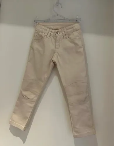 calça infantil feminina petit cherrie, em excelente estado.