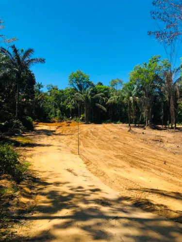 Com igarapé 20x100 4km Manuel urbano, Entrada R$15mil+Parcelas R$1mil Documentado.