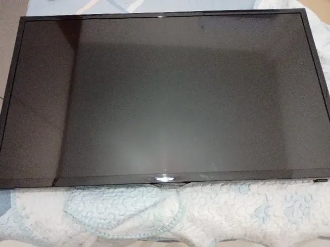 TV Samsung smart 32 polegadas com defeito