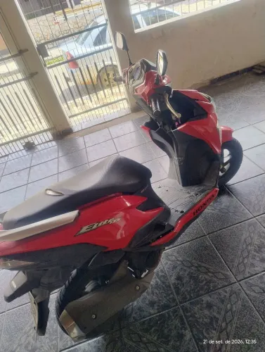 Vendo ou troco Honda elite 125