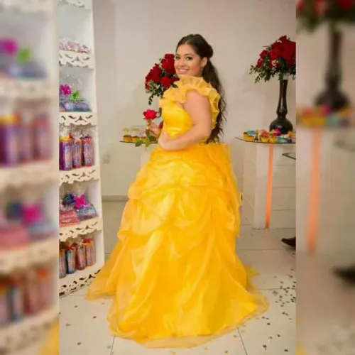 Vestido de 15 anos 2 em 1 Bela e a fera