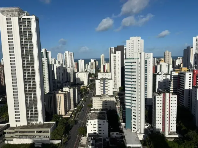 Imóvel para venda possui 103 metros quadrados com 3 quartos em Boa Viagem - Recife - PE