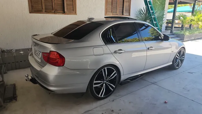 BMW 325I A 2010