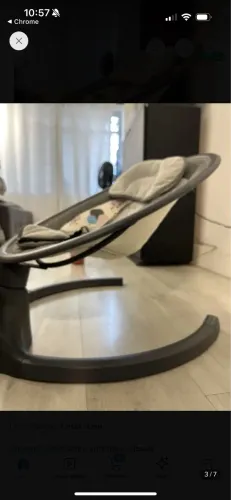 Vende se cadeirinha de balanço e musical de bebê