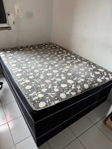 Cama box queen size