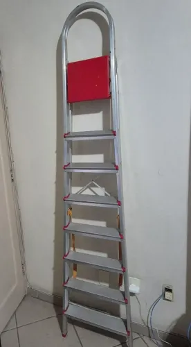 ESCADA ALUMINIO