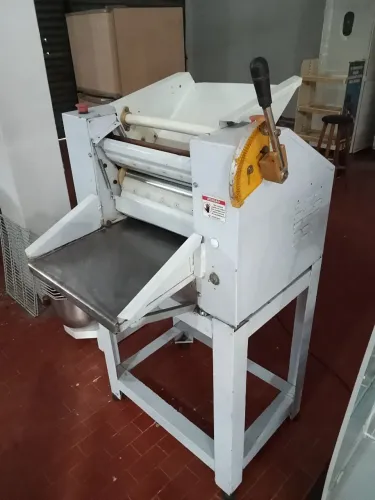Cilindro Venâncio 40cm para Pães e Pastéis