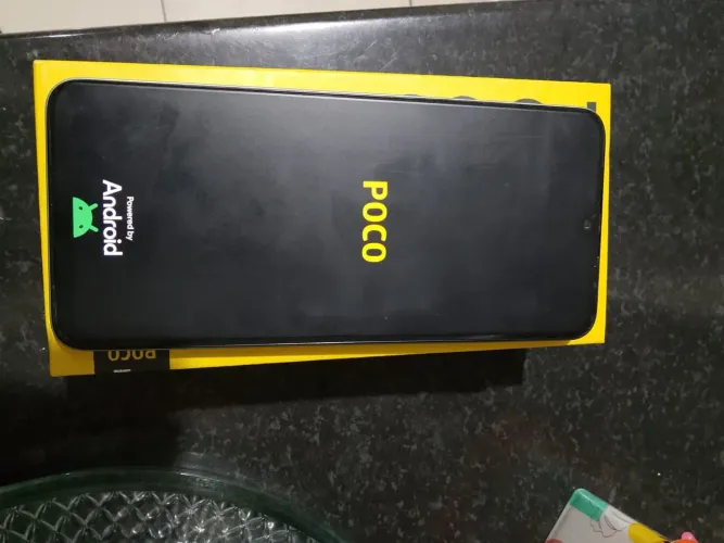 Vendo celular semi novo