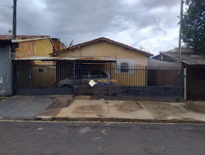Casa residencial para venda no Solo Sagrado, à 30 metros do Linhão, próximo a Avenida Mira