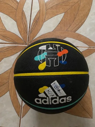 Bola de Basquete Adidas Harden Oficial Tamanho 7