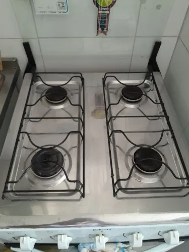 Fogão 4 bocas c forno