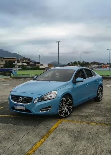 Volvo S60 T-4 1.6 180cv 4P 2012
